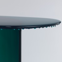 <a href="https://www.galeriegosserez.com/artistes/cober-lukas.html">Lukas Cober</a> - New Wave | Glazed - Console